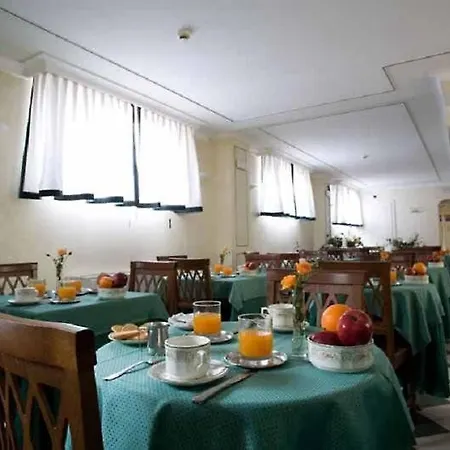 Alessandrino Hotell