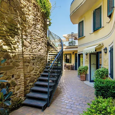 Alessandrino 3* Roma
